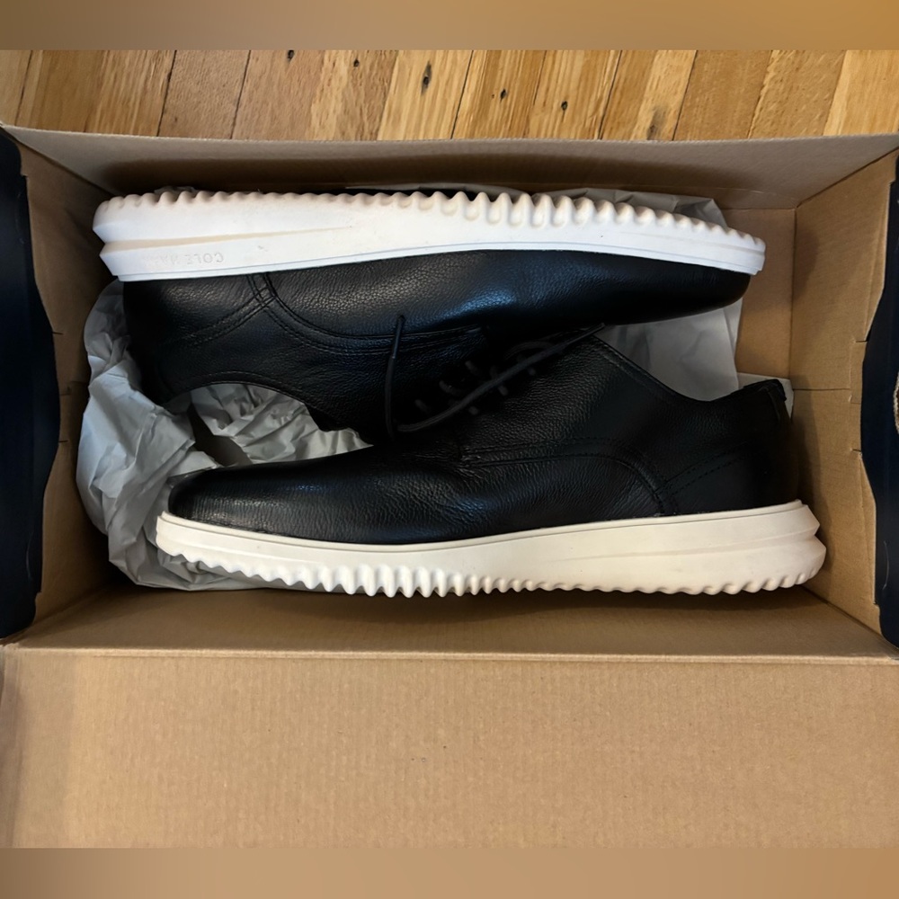New Cole Haan 10.5 with box